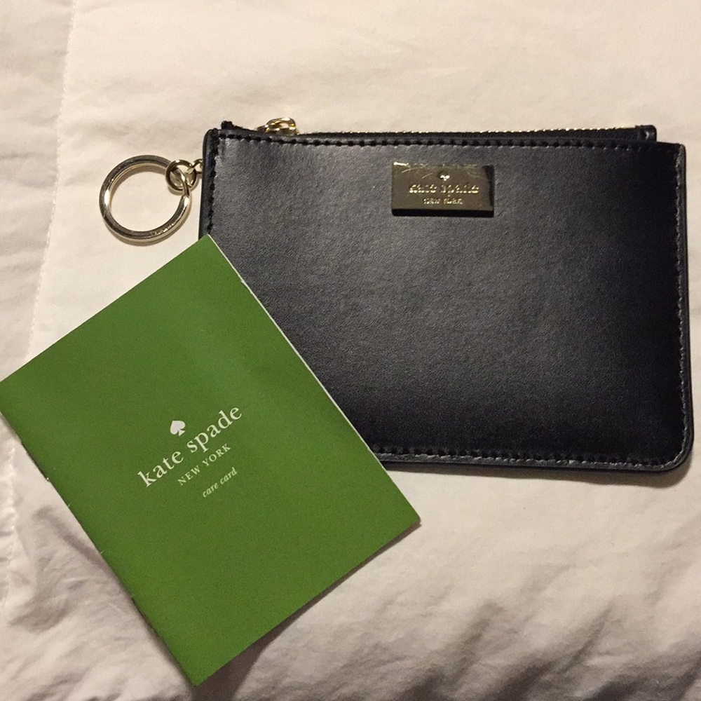 NEW✨ KATE SPADE -Bitsy Wallet